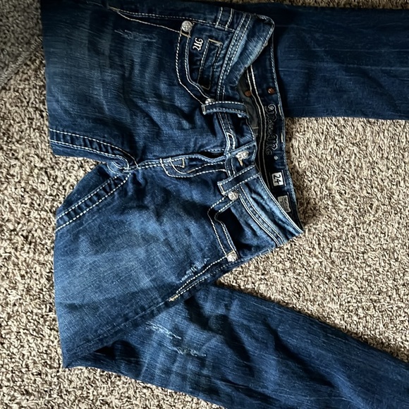 Miss Me jeans, Slightly worn, Few gems missing - Picture 2 of 5